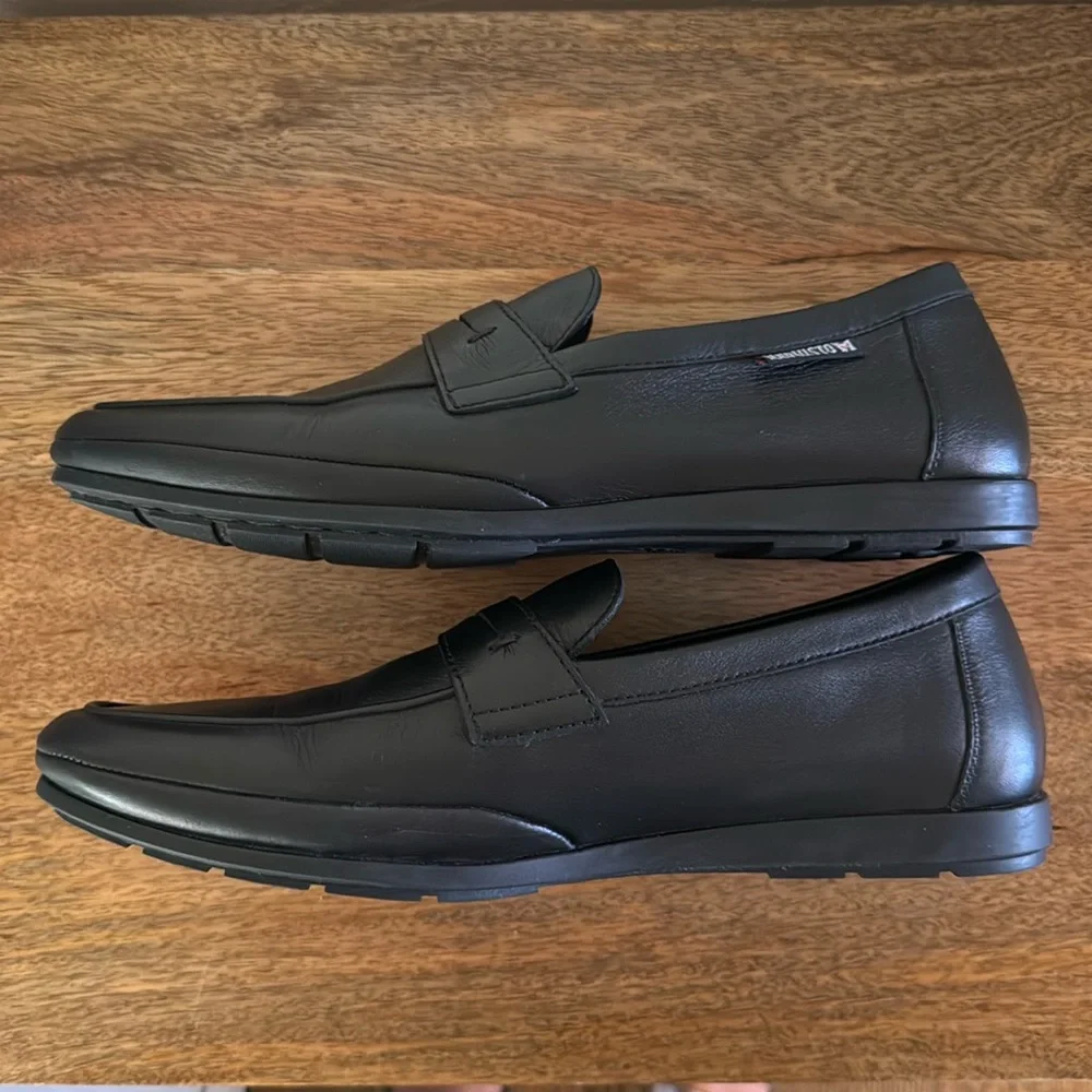 NWOT Mephisto Alexis Slip-Ons